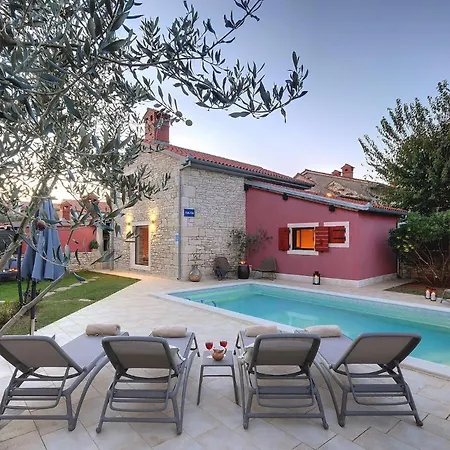 Tatil Evi Ella *